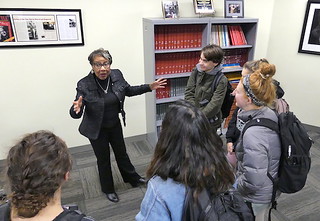 Broussard seen interacting with Ohio University Journalism students